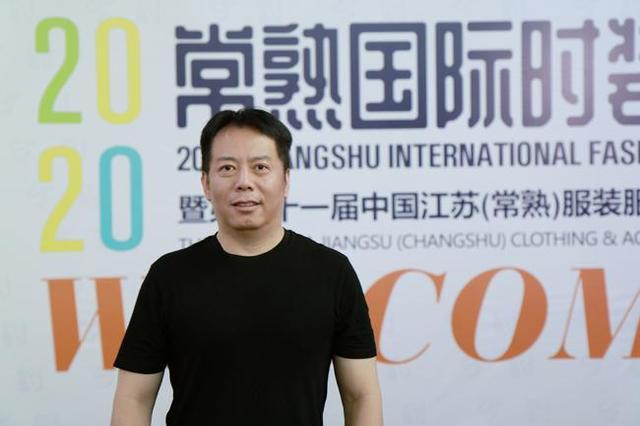 ������ʱ����װ��ҵ��λ�ͻ�ƣ���˾�� onerror=